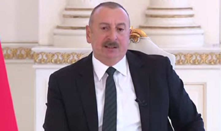 "Xankəndi-Laçın yolunda etiraz aksiyasında iştirak edən gənclərə "eşq olsun!""
