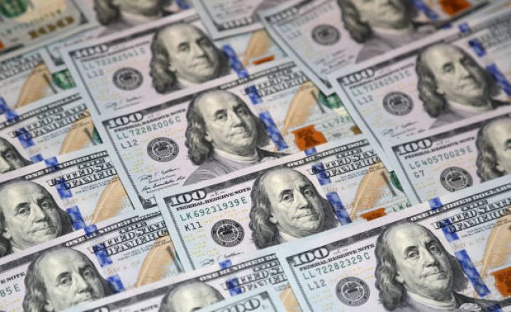 Neft Fondu dekabrdakı valyuta satışının məbləğini açıqladı