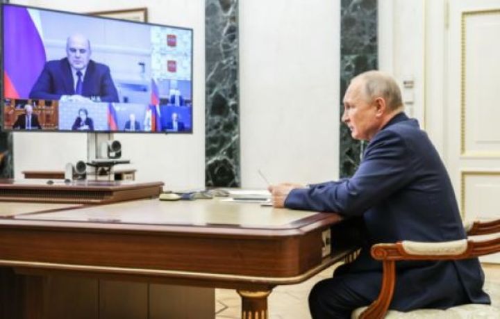 Putin: "Rusiya iqtisadiyyatının artımı dünya üzrə orta göstəricidən yüksək olub"