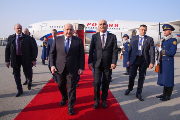 Rusiya Hökumətinin sədri Azərbaycana gəldi