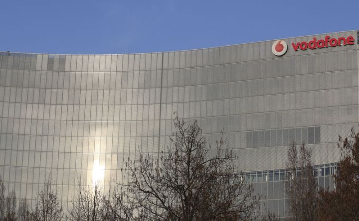 Swisscom şirkəti Vodafone Italia-nı 8 milyard avroya satın alır