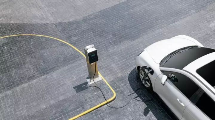 Oktyabrda qlobal elektrik avtomobili satışları 35 faiz artıb
