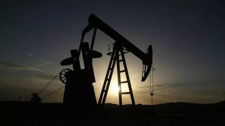 OPEC+ neft hasilatının artırılmasını təxirə salmaq planını müzakirə edir