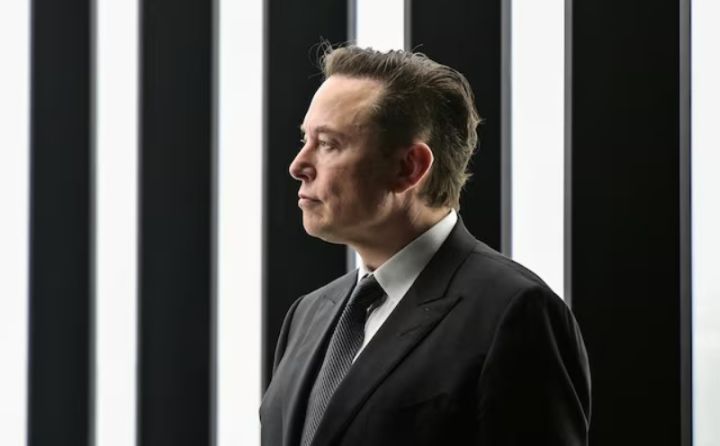 "Bu, açıq-aşkar inhisarçılıqdır" -  Elon Mask Apple şirkətini məhkəməyə verir