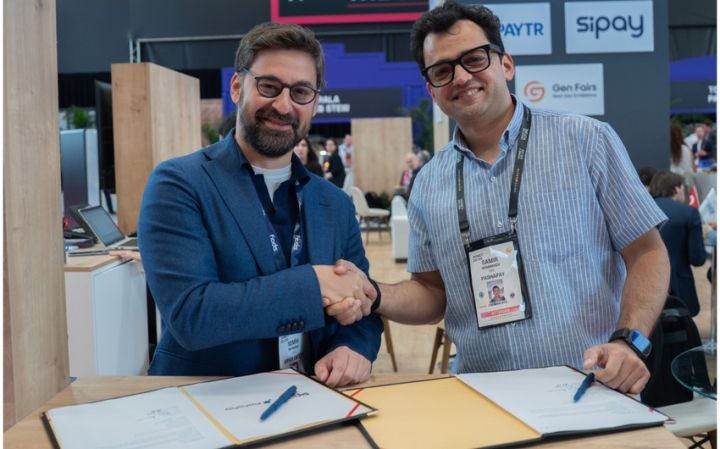 Azərbaycanın fintex şirkəti Türkiyənin fintex şirkətilə saziş imzalayıb