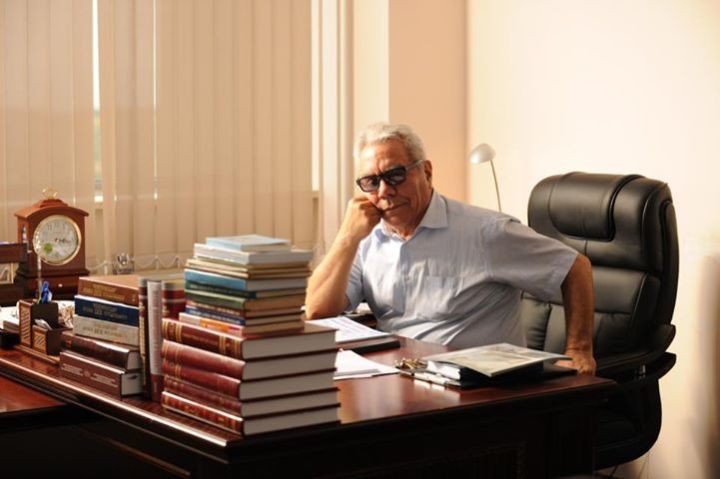 Qlobal və milli iqtisadiyyat haqqında fundamental toplu: “Böyük İqtisadi Ensiklopediya”