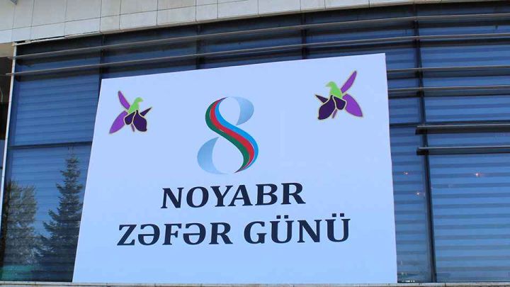 Azərbaycan Zəfər Gününü qeyd edir