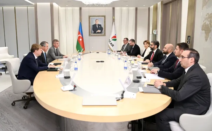 SOCAR-ın prezidenti “DeGolyer and MacNaughton” şirkətinin sədrilə görüşüb