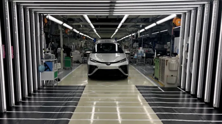 Toyota yüz minlərlə avtomobili geri çağırır: Kamerasında texniki nasazlıq aşkarlanıb