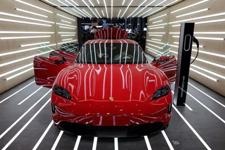 Porsche-nin səhmləri 8% ucuzlaşdı