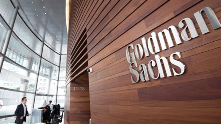 İlham Əliyev “Goldman Sachs”ın qlobal məsələlər üzrə prezidenti ilə görüşüb