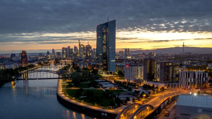 Avropa Mərkəzi Bankı da faizə toxunmadı