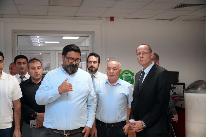 İsrailin Azərbaycandakı səfiri Prime Cotton-u ziyarət edib