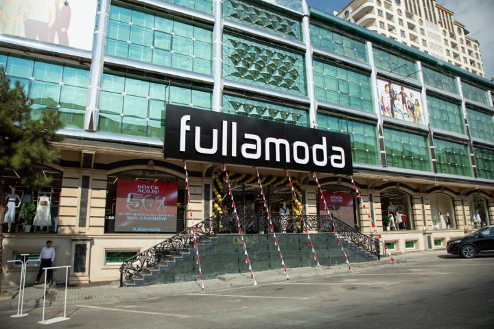 "Fullamoda" Həzi Aslanovda 4000 kvadratmetrlik yeni, ailəvi konsept mağazasını açdı