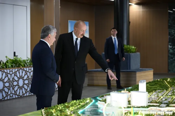 Prezident İlham Əliyev Özbəkistanın ən böyük şəhərsalma layihəsi - “Yeni Daşkənd”lə tanış olub
