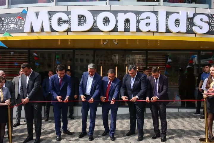 “McDonald’s Azərbaycan” “Nizami Mall”-da yeni restoran açıb - FOTO