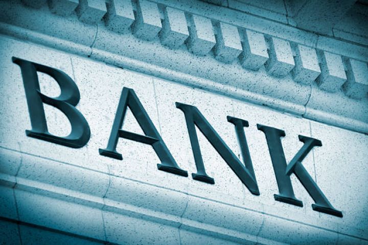 "Bank sektoru izafi likvidlik şəraitində fəaliyyət göstərib" - 2,9 milyard manat manat