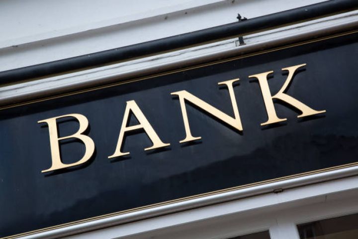 12 bankın xalis mənfəəti isə azalıb - Ən çox azalma “Azər-Türk Bank”da olub