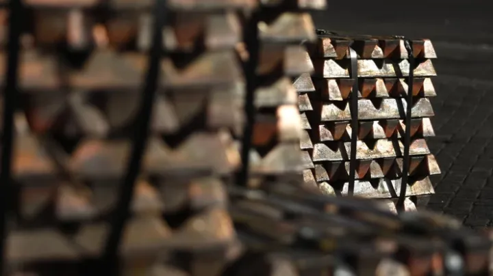 Nəhəng bank misin tonunun 14 min dollara yüksələcəyini gözləyir.