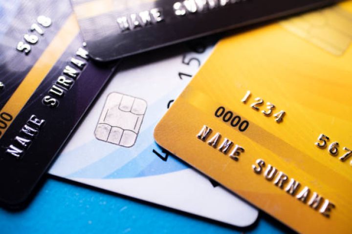 Bankomatlar vasitəsilə  kart əməliyyatlarının sayı 6 dəfəyə yaxın azalıb