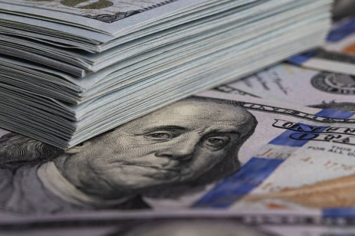 Mərkəzi Bankın rəsmi valyuta ehtiyatları yeni yüksək səviyyəyə çatıb - Bir ayda +1,53 milyard dollar