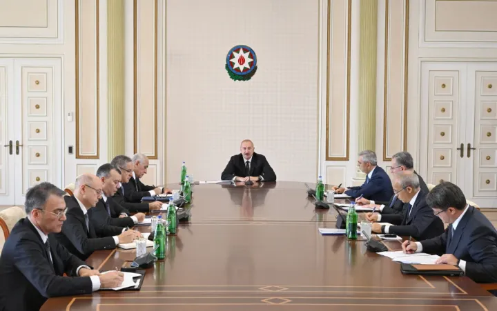 İlham Əliyevin sədrliyi müşavirə keçirilib