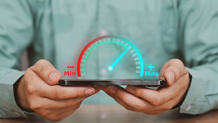 Dekabrda Azərbaycanda sabit genişzolaqlı internetin sürəti 3%-dən çox, mobil internetin sürəti isə 6%-dək artıb